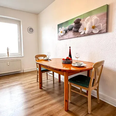 Zentrale Mit Gartennutzung *
